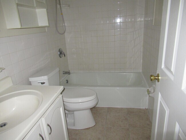 Photo - 131J Capitol Hill Dr