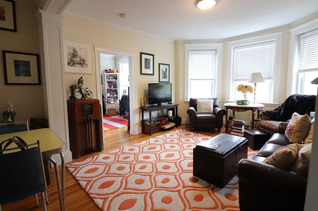 Photo - 30 Addington Rd Unit 3