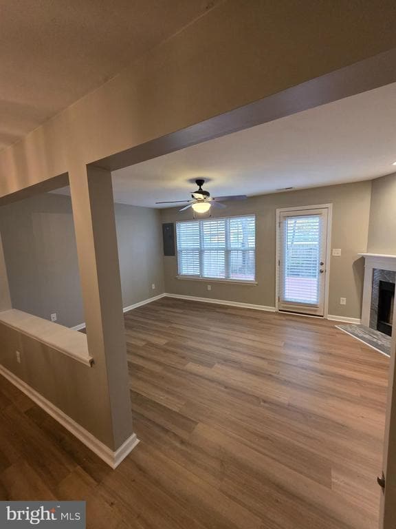 Photo - 1965 Abbotsbury Way