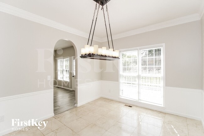 Photo - 224 Tennis Ct Ln