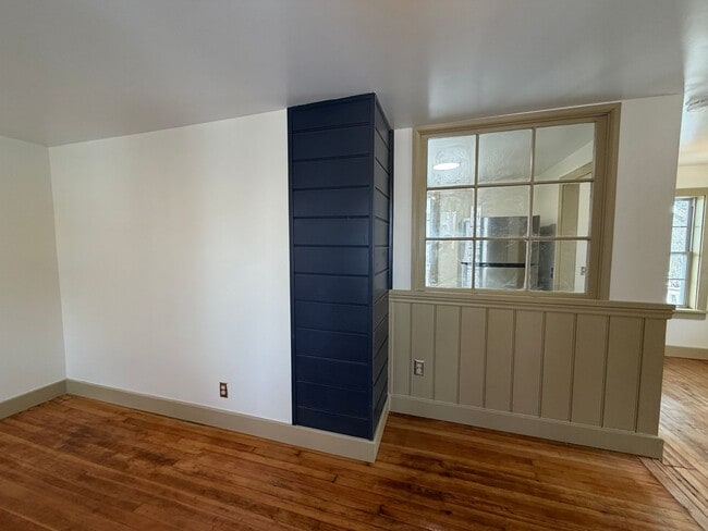 Photo - Alesia, LLC Unidad 32 South Maple Street