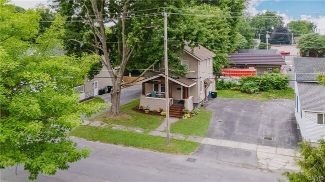 104 Fairmont Ave