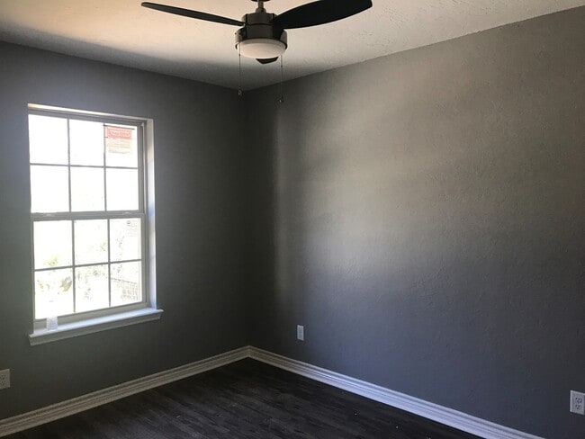 Photo - 217 Spring St Unit 100