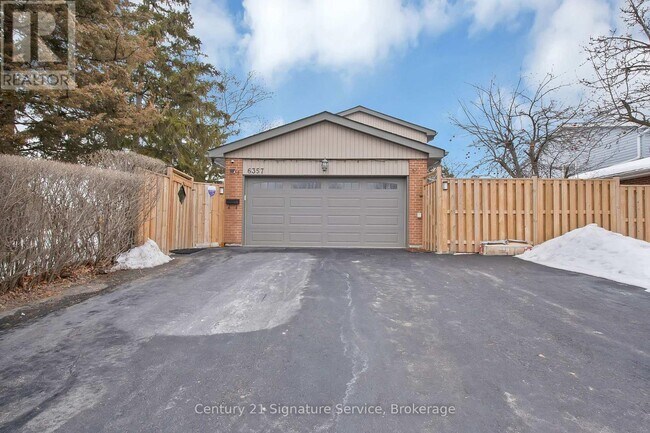 Photo - 6357 Neuchatel Rd