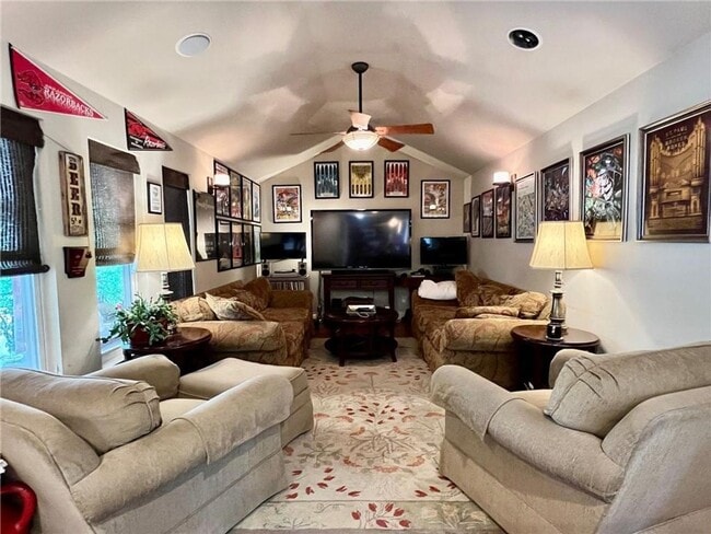 Photo - 85 W 15th St Unit 628 A Mission