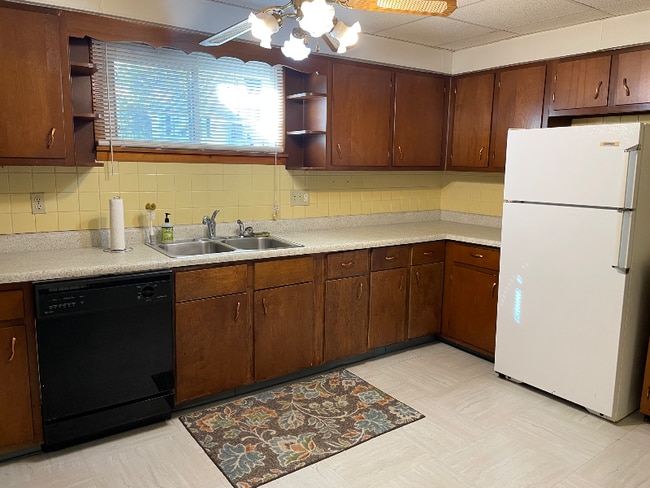 Photo - 331 Dorn Ave