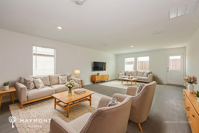 Photo - 1059 Neyland Dr