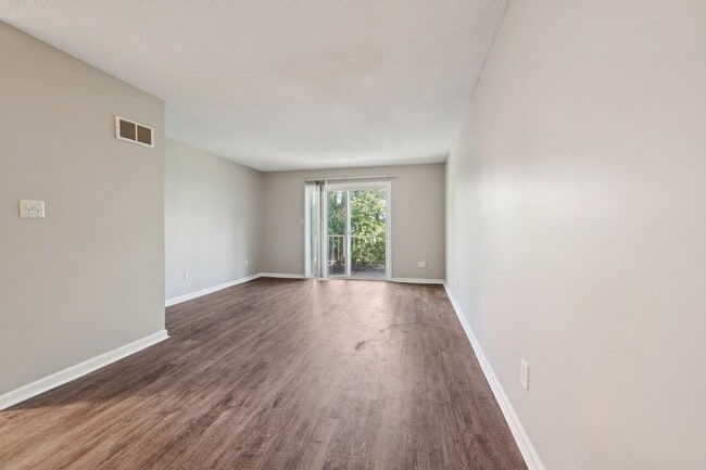 Photo - Park On Valley