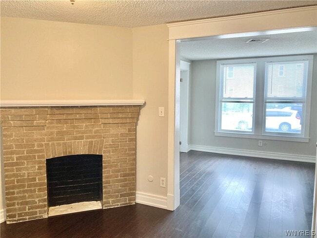 Photo - 290 S Elmwood Ave