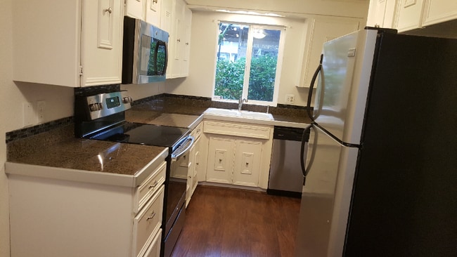 Building Photo - 1461 Rainier Ct Rental