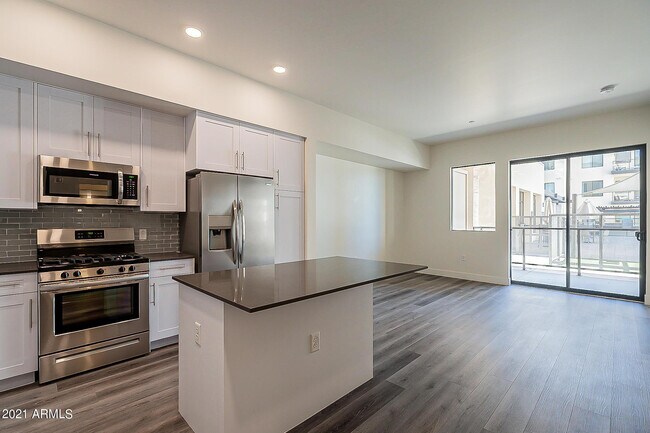 Photo - 7300 E Earll Dr Unit 1016