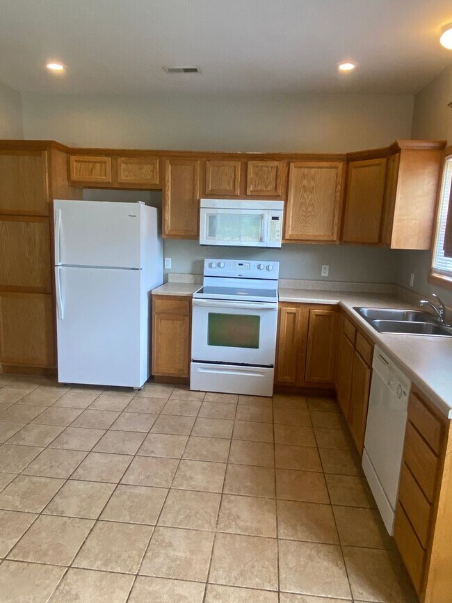24871 Talladega Rd Unidad B