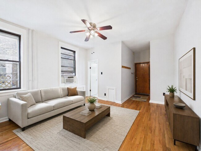Photo - 140 N 21st St Unit #1R