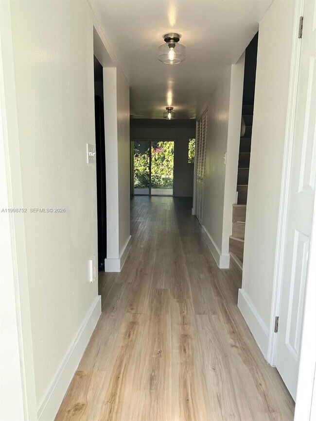 Photo - 11091 NW 7th St