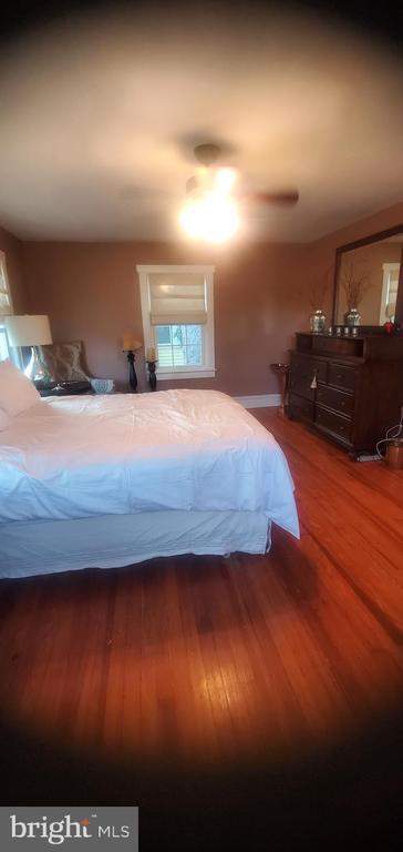 Photo - 127 S Warner St