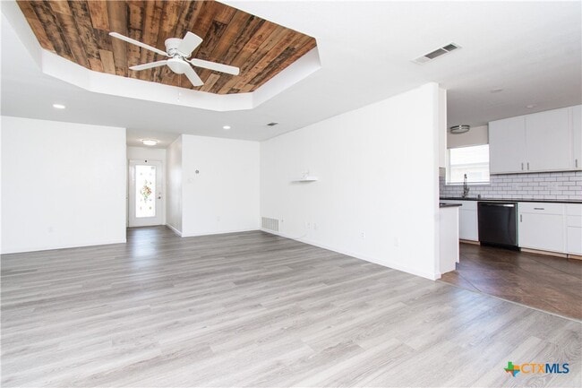 Photo - 1901 Herndon Dr