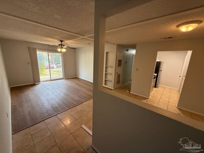 Photo - 3410 Green Briar Ct