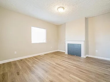 Photo - 597 Seymour Ave