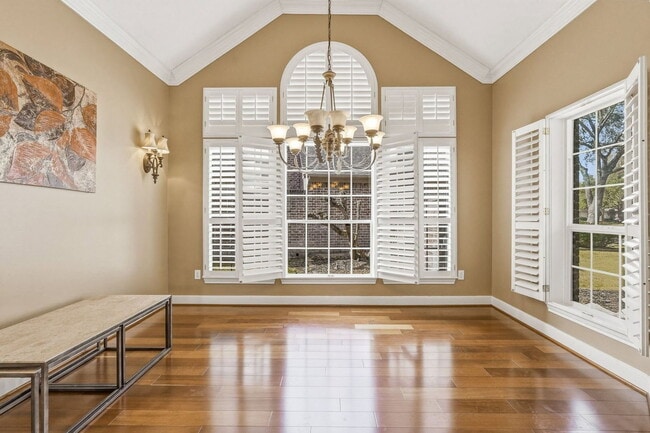 Photo - 23915 Hamptonshire Ln