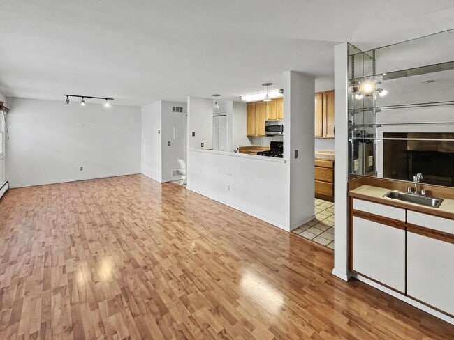 Photo - 3601 Raspberry Rd