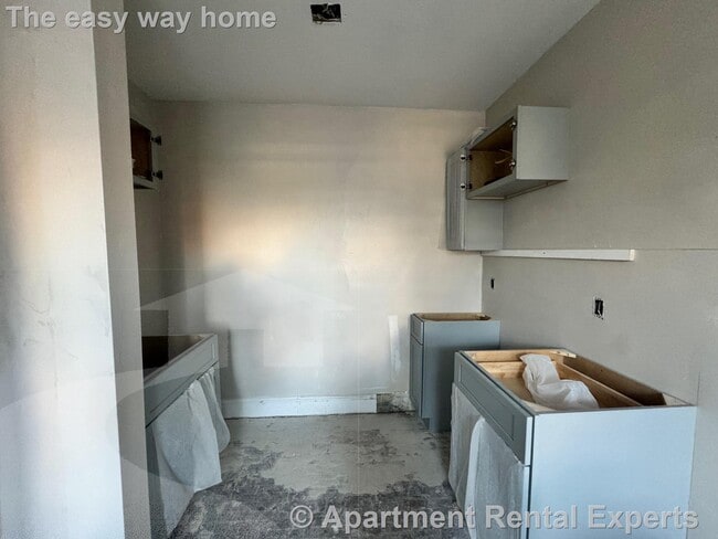 Building Photo - 4 Cogswell Ave Rental