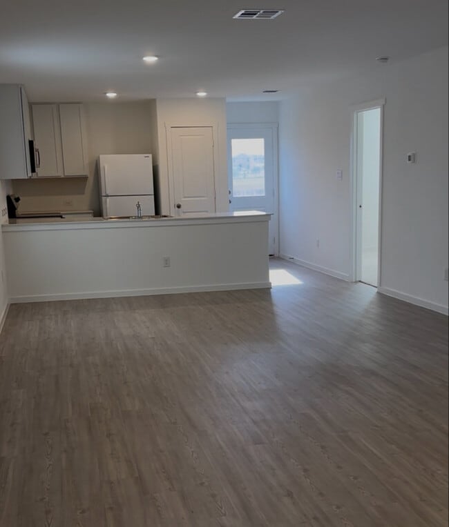 Photo - 325 Alligator Crk