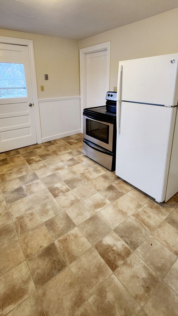 Photo - 84 Linwood St Unit #2