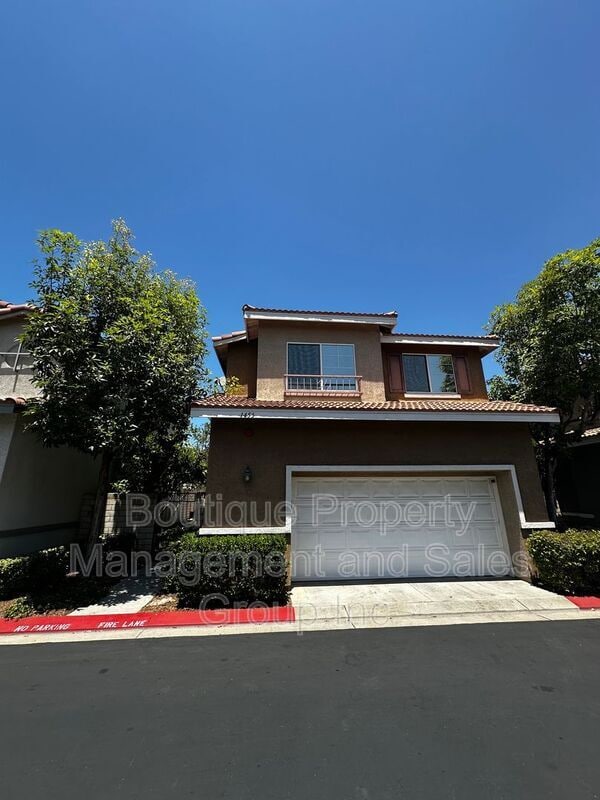 Building Photo - 1455 E Holcomb Pl