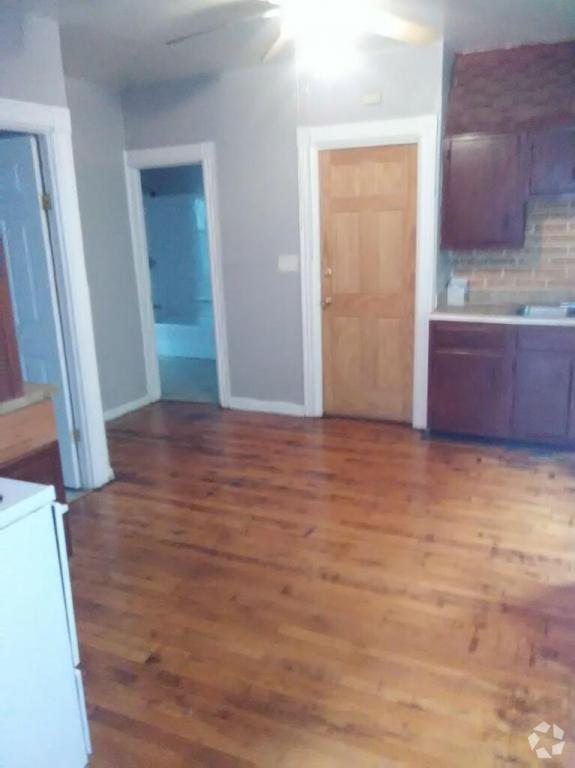 Building Photo - 717 Albany St Rental