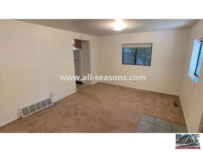 Photo - Wonderful Rancher in Old Colorado City!