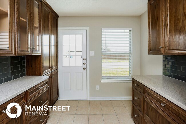 Photo - 501 Brazos St