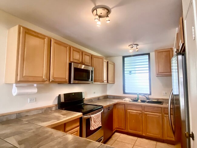Photo - 531 Hahaione St Unit 10D