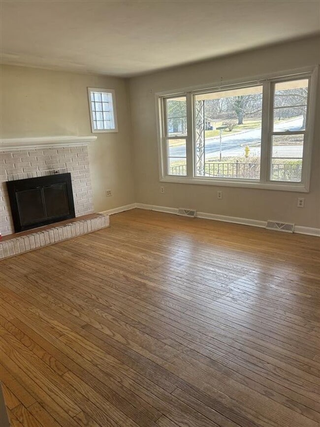 Photo - 4 Bedroom home for Rent!! This house is being renovated**