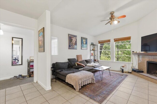 Photo - 6307B Shadow Valley Dr