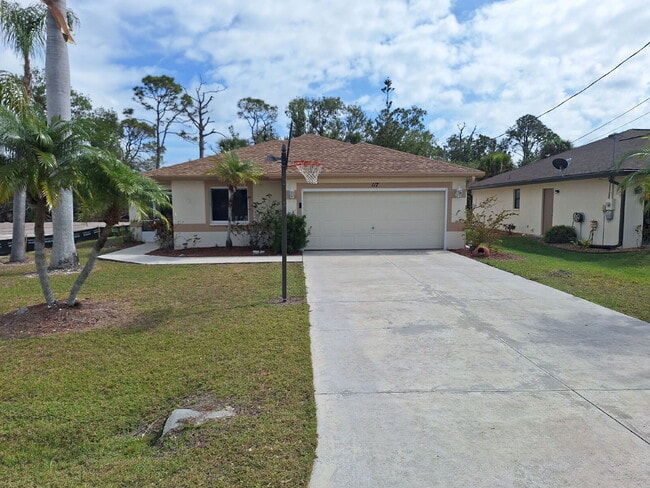 Building Photo - Turnkey Furnished Pool home in Rotonda West