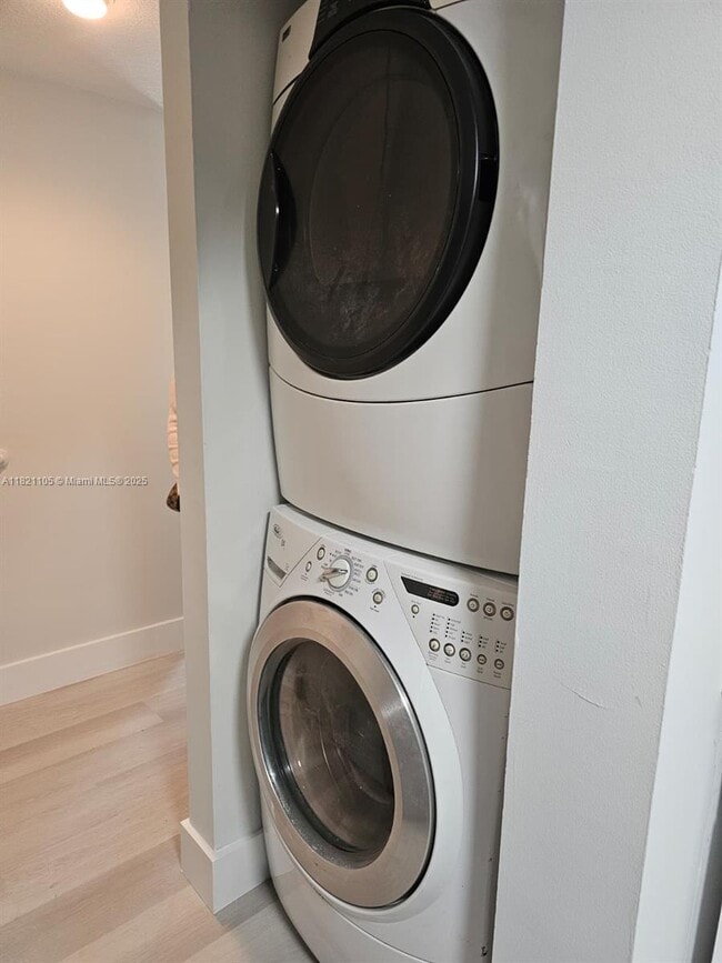 Photo - 1650 Coral Wy Unit 512