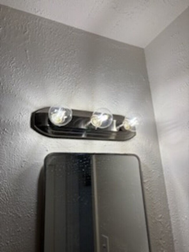 Photo - Taft Home 2 bd 1 ba Must see