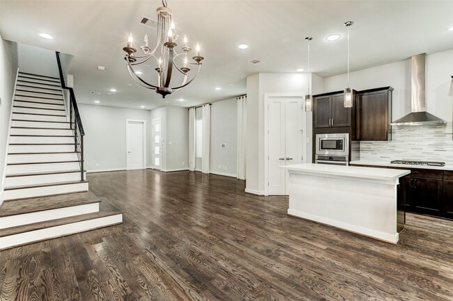 Photo - 1309 Laird St