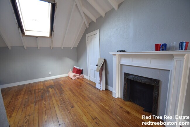 235 Chestnut Hill Ave Unit 2
