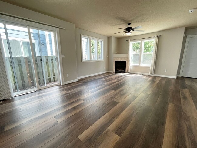 Photo - Lovely St Johns Home with Attached Garage, Outdoor Space, Washer/Dryer In Unit