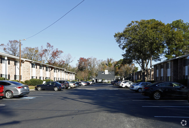 Hanover Landing Apartments For Rent in Wilmington, NC | ForRent.com