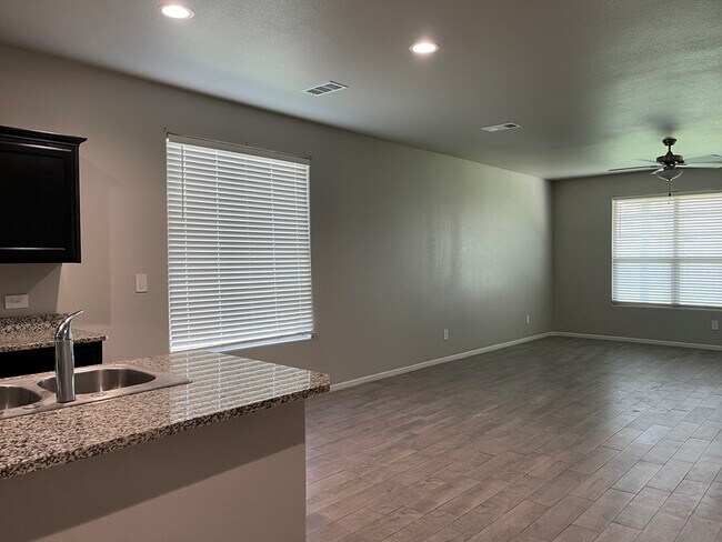 Photo - 7525 Orion Rd