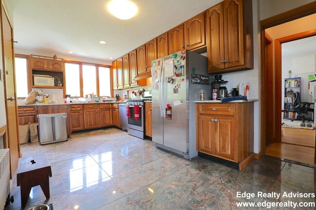 Photo - 33 Claymoss Rd Unit 2