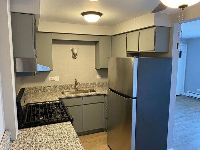 Photo - 3710 W 119th St Unidad 1E