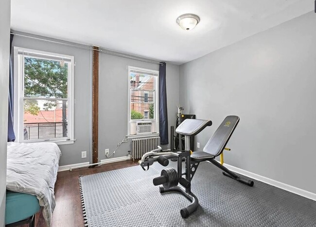 Photo - 3508 Palisade Ave Unit 2
