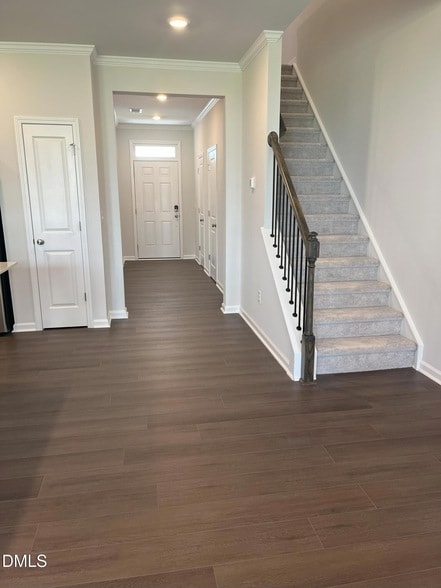 Photo - 6020 Grey Colt Wy