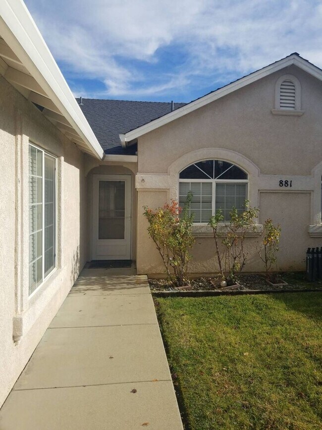 Photo - 881 Cally Ct Unit B