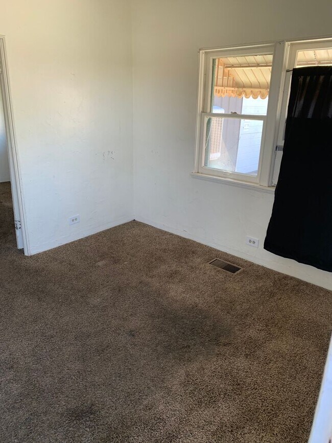 Great Winslow Rental House Rental in Winslow, AZ