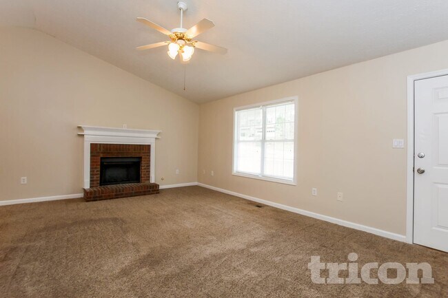 Photo - 302 Bethel Dr