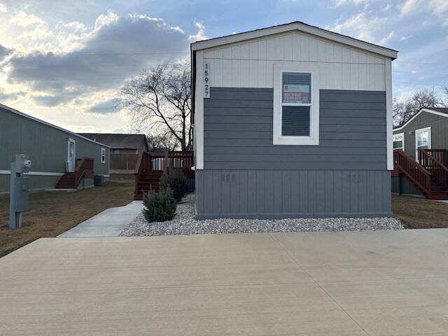 Photo - 15927 S Flores Rd